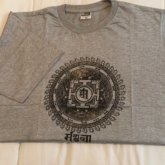 Unisex T-shirt by Ramen in a size medium! - Picture 1 of 10